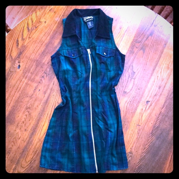 Pellini Dresses & Skirts - Plaid Dress